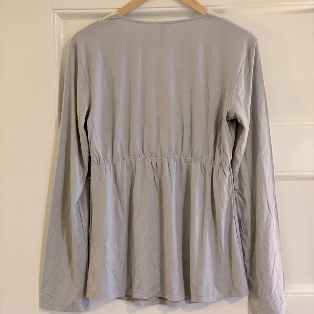 EBERJEY Lady Godiva Lace Trimmed Pajama Top - Women’s Size Medium - New - Picture 7 of 9